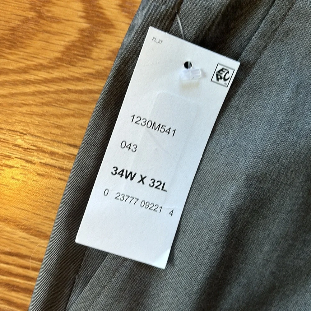 NWT Kenneth Cole Reaction Gray Slim Fit Flex Suit-Separate Pants 34 x 32